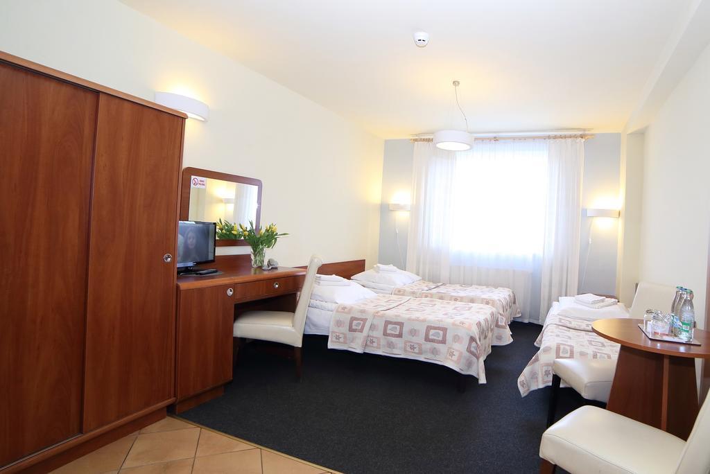 Hotel I Restauracja Abis Bystrzyca Kłodzka Buitenkant foto